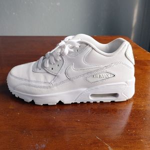 Nike Air max 90 White SZ 5Y / 7 Woman's